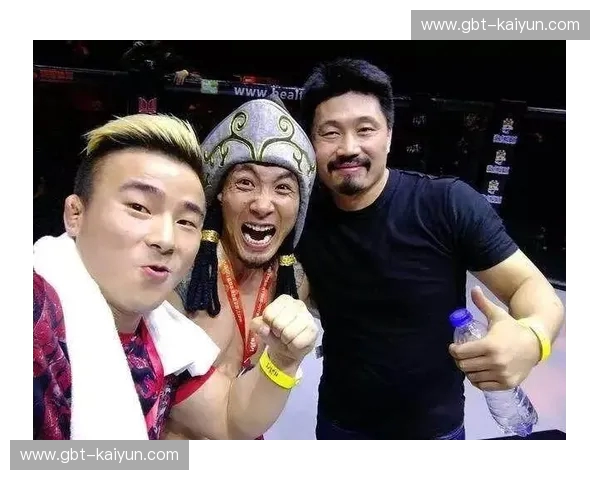 巅峰对决：奥尔多与法贝尔，格斗界的两座丰碑